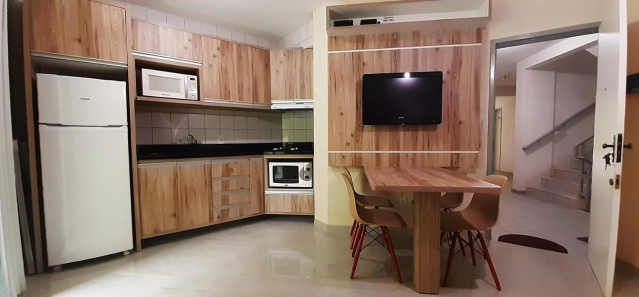 Betara2 Apartment ฟลอเรียนอโปลิส ภายนอก รูปภาพ