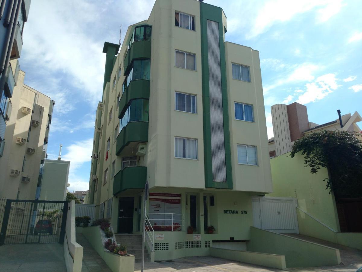Betara2 Apartment ฟลอเรียนอโปลิส ภายนอก รูปภาพ